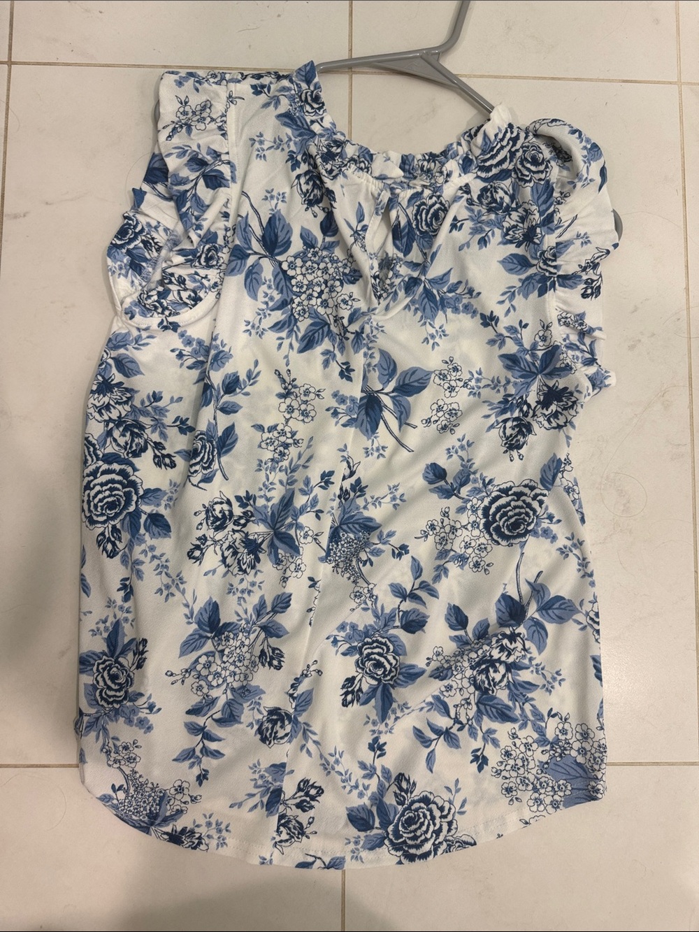 Fifty Street Blue Floral Ruffle-Sleeve Top - NWOT - Picture 2 of 3